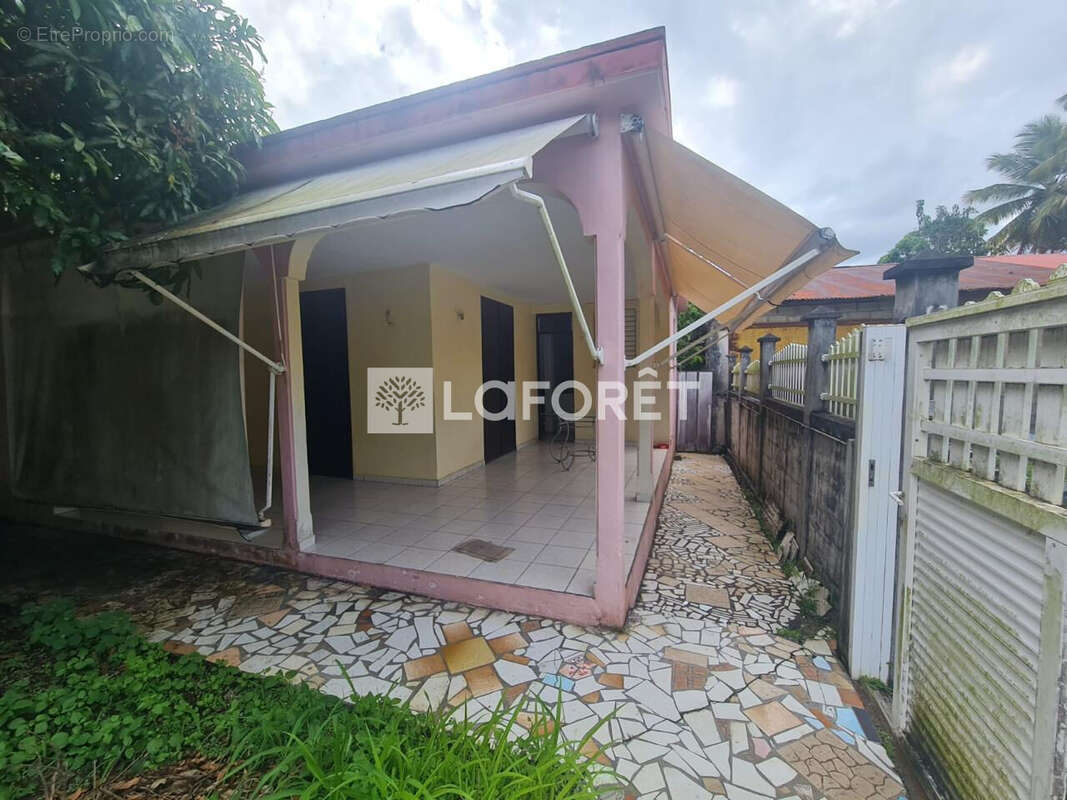 Maison à MORNE-A-L&#039;EAU