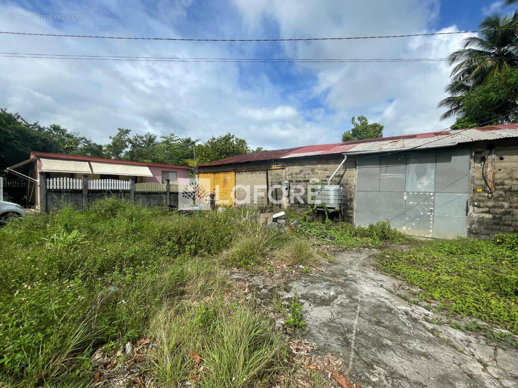 Maison à MORNE-A-L&#039;EAU