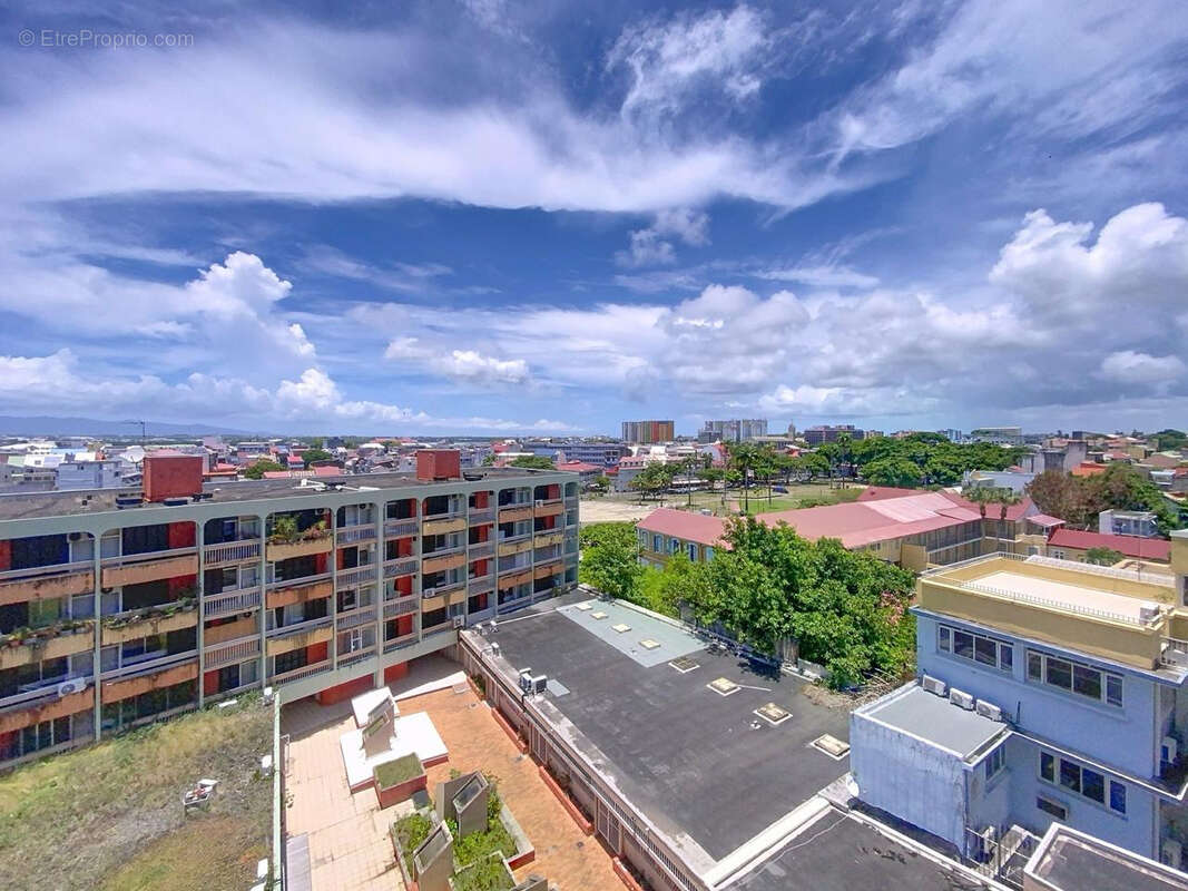 Appartement à POINTE-A-PITRE