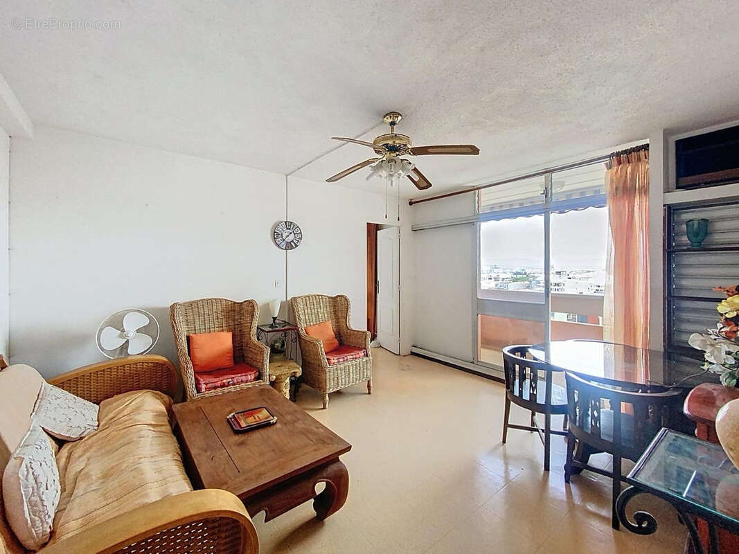 Appartement à POINTE-A-PITRE