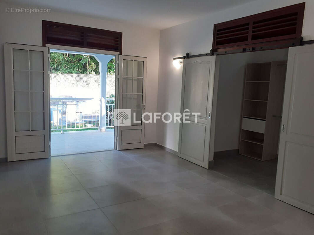 Maison à BOUILLANTE