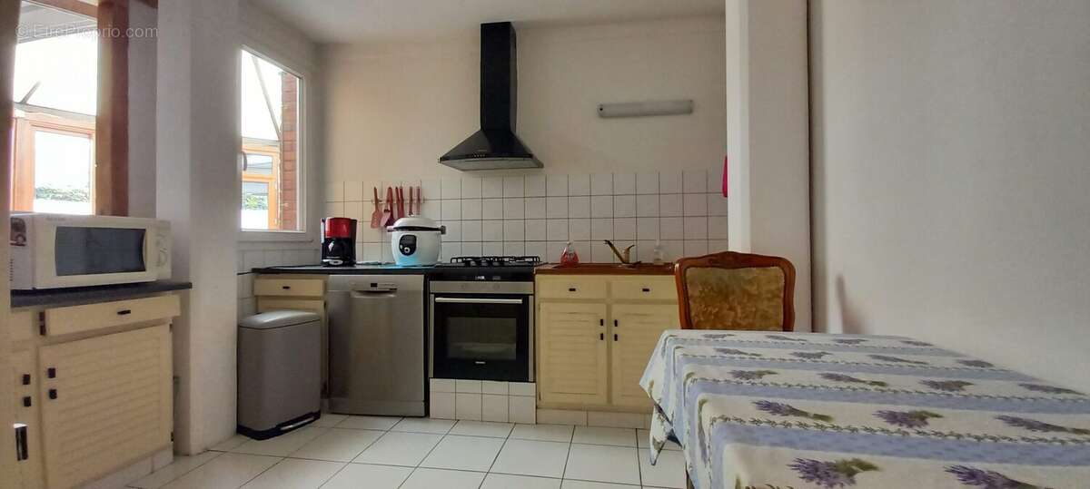 Maison à VAL-DE-REUIL