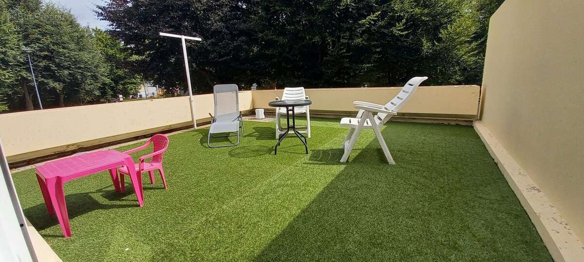 Maison à VAL-DE-REUIL