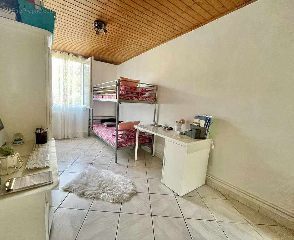 Appartement à FONTAINE