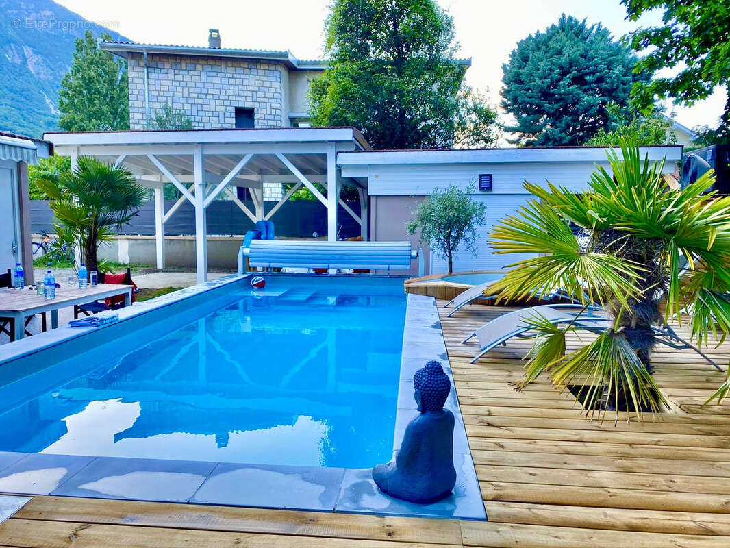 Appartement à SASSENAGE