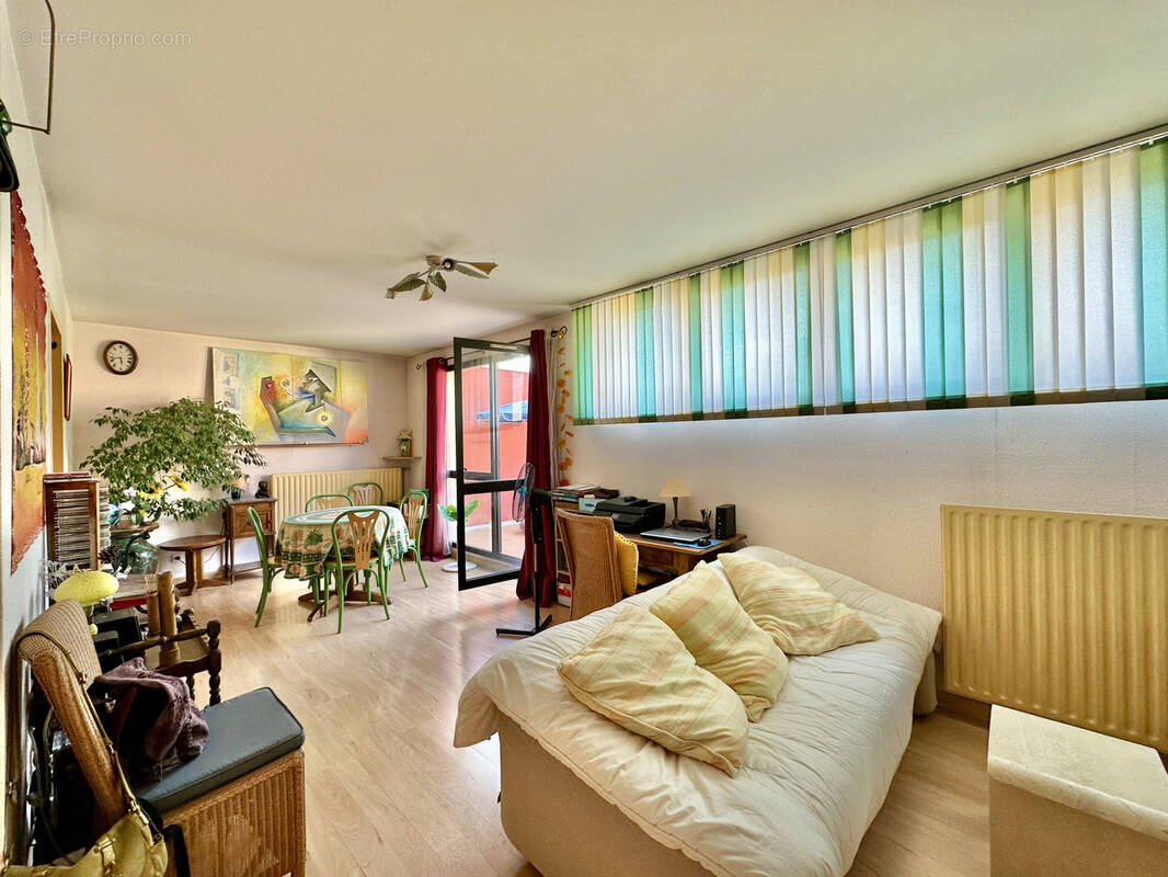 Appartement à FONTAINE