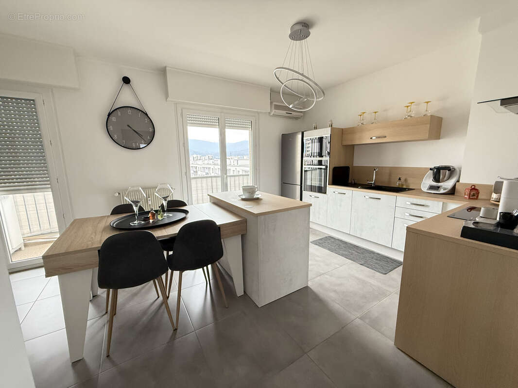 Appartement à GRENOBLE