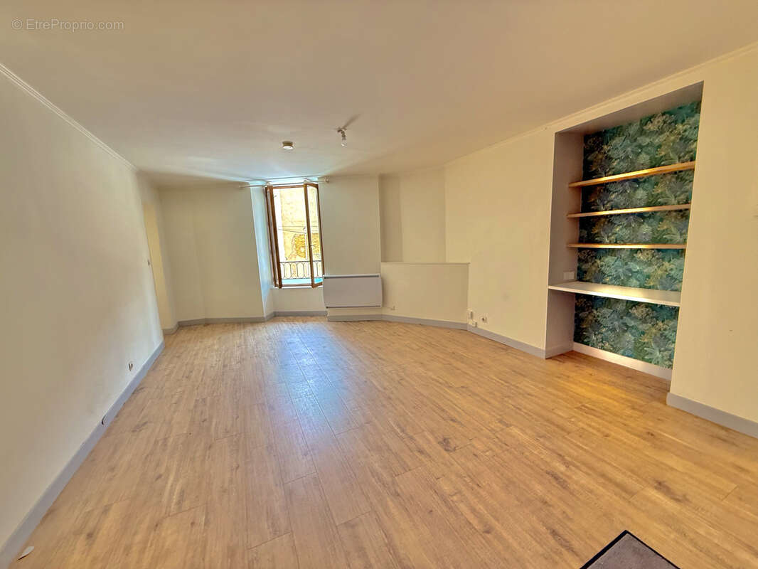 Appartement à LA COTE-SAINT-ANDRE