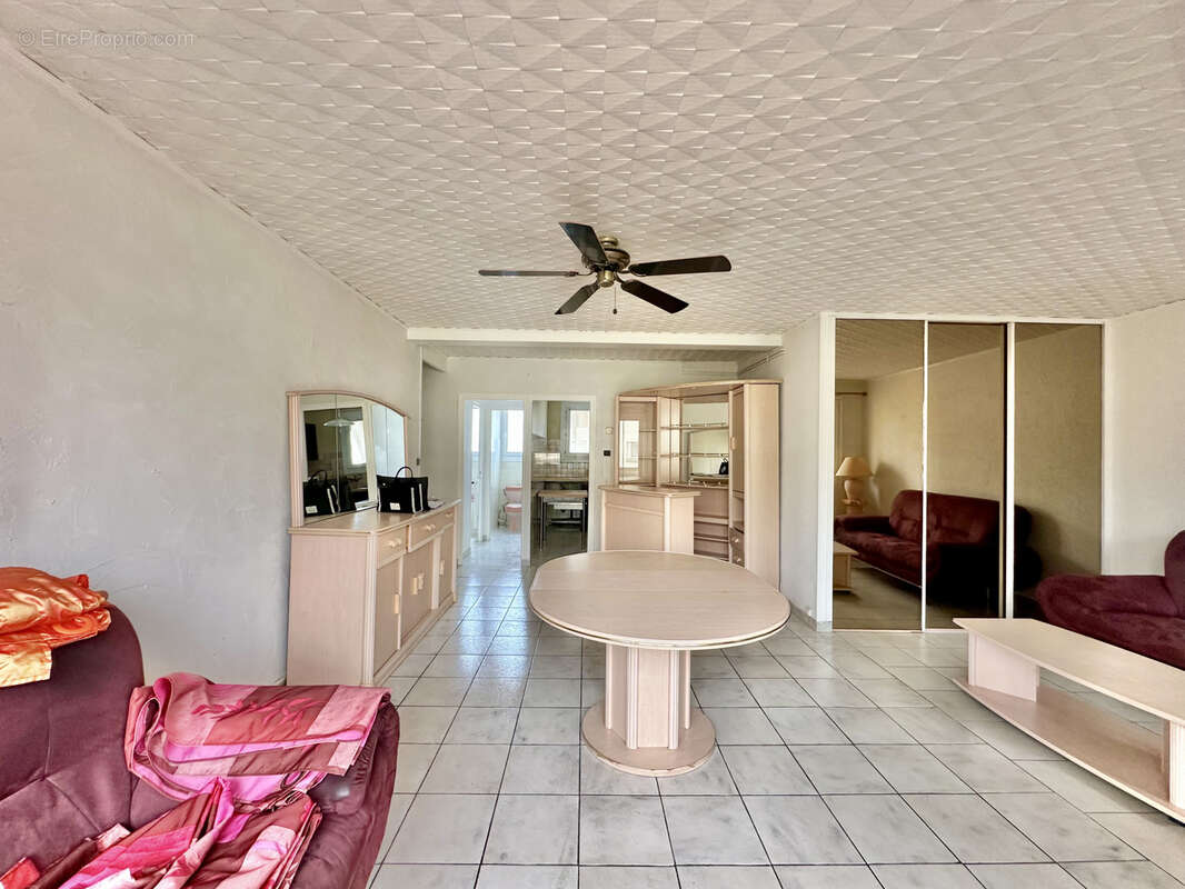 Appartement à FONTAINE