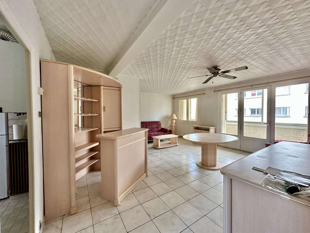 Appartement à FONTAINE