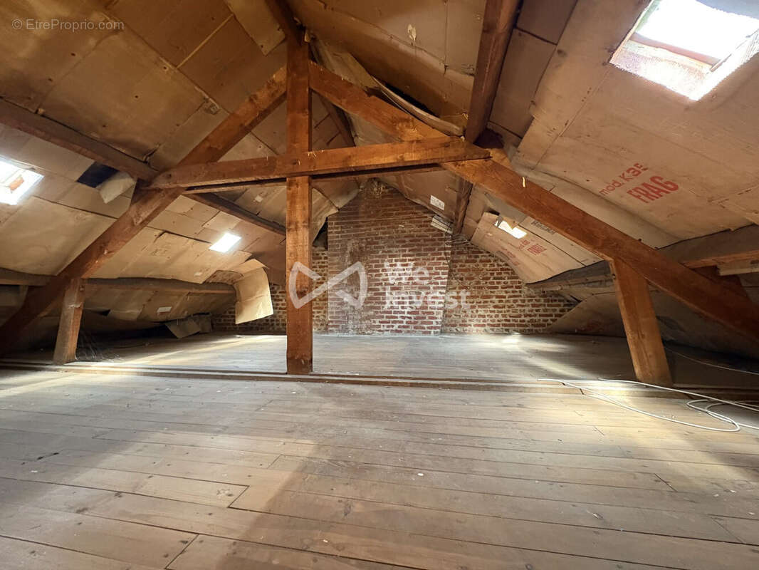 Maison à AULNOYE-AYMERIES