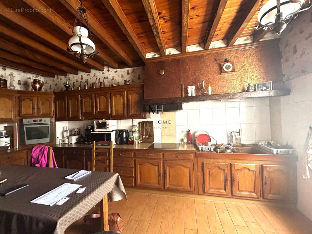 Maison à SAINT-REMY-DU-VAL