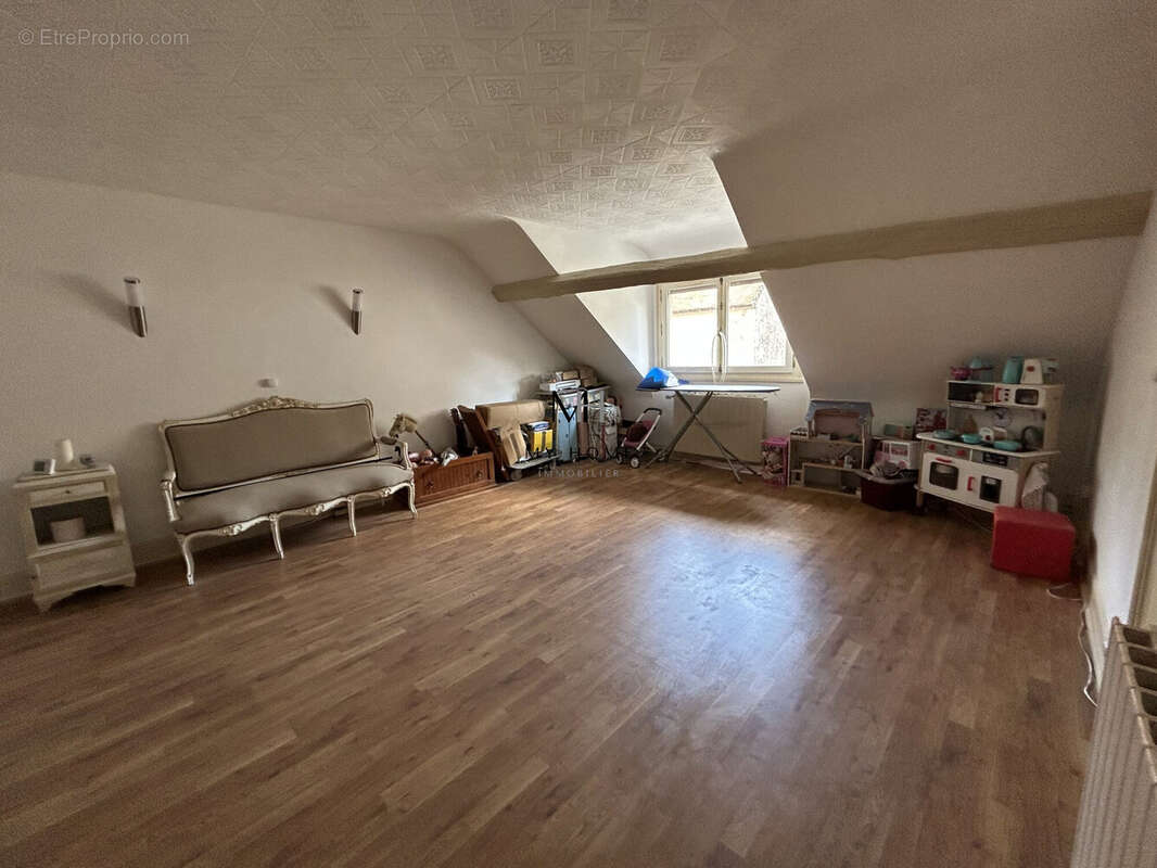 Maison à SAINT-REMY-DU-VAL