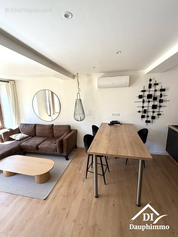 Appartement à TOURNON-SUR-RHONE