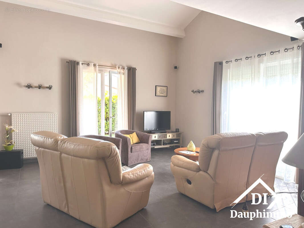 Maison à TOURNON-SUR-RHONE