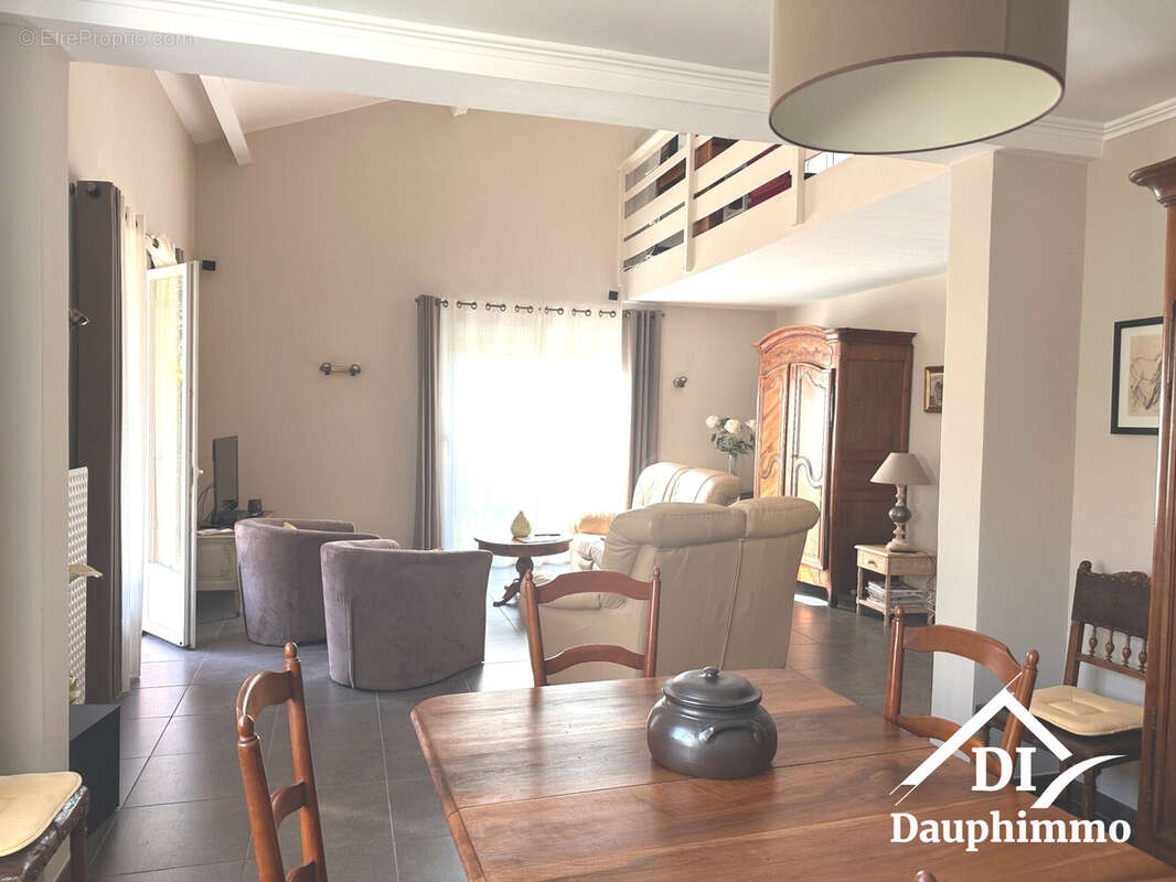 Maison à TOURNON-SUR-RHONE