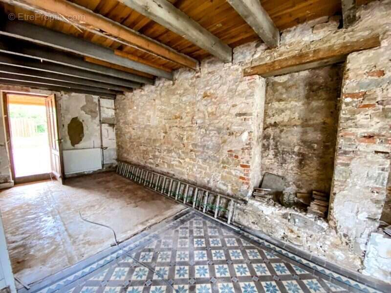 Maison à PONTAILLER-SUR-SAONE