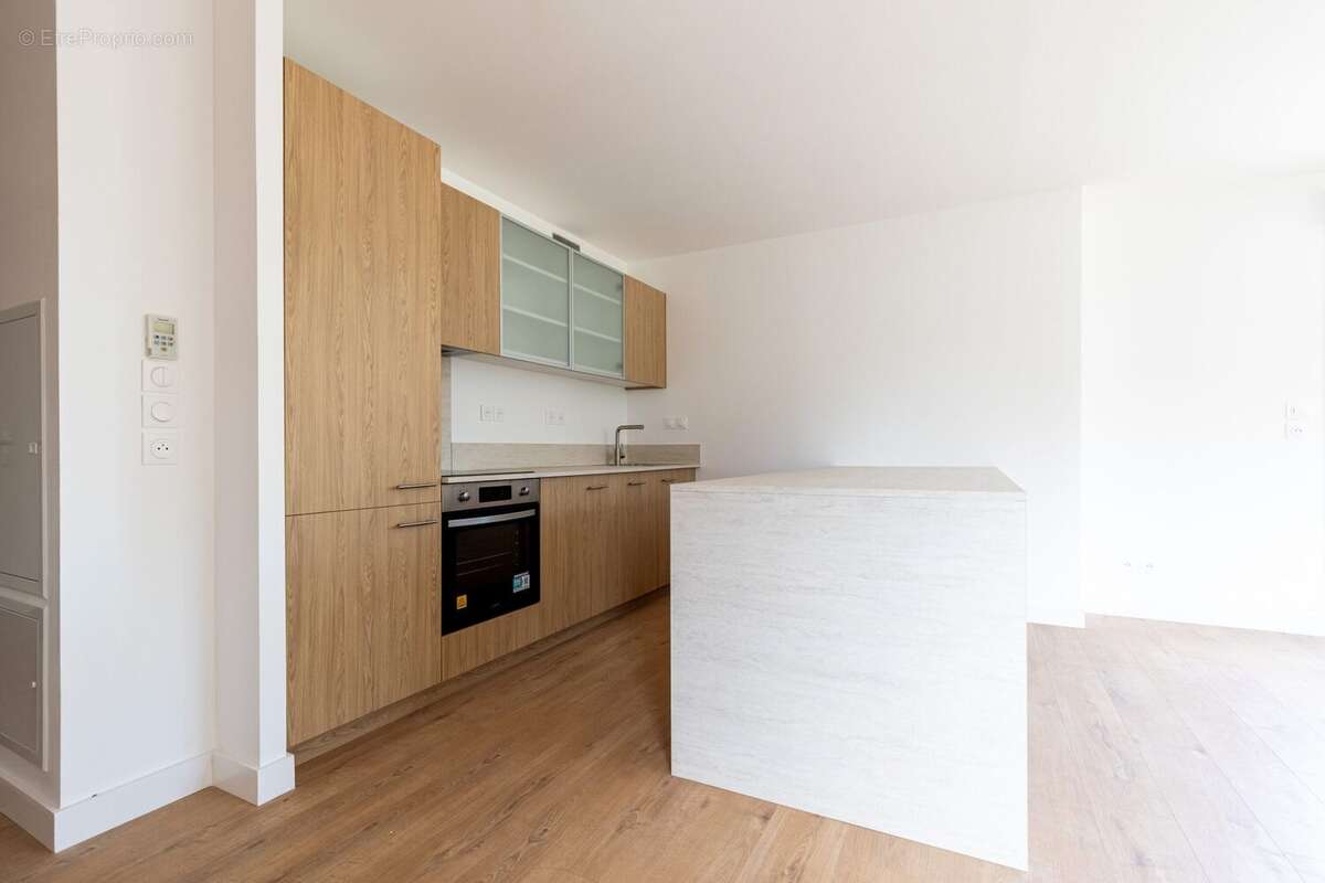 Maison à VILLENAVE-D&#039;ORNON