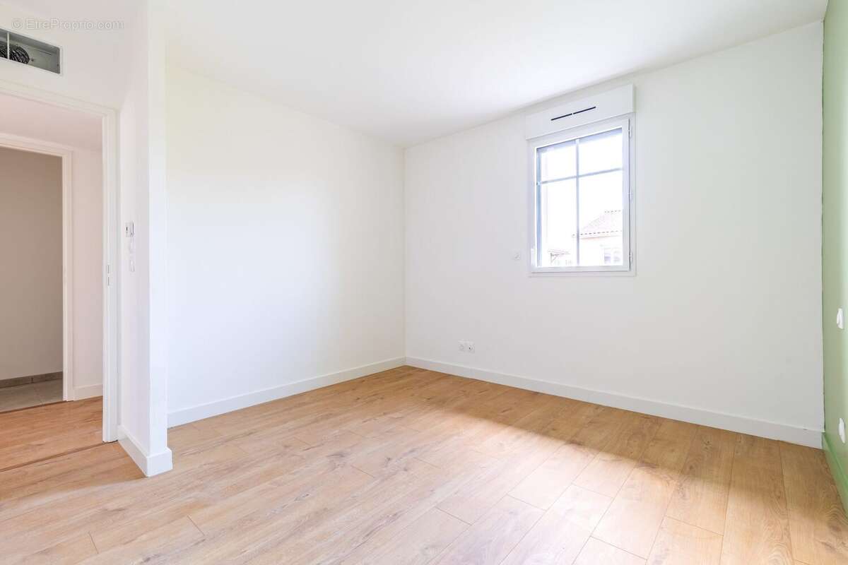 Maison à VILLENAVE-D&#039;ORNON