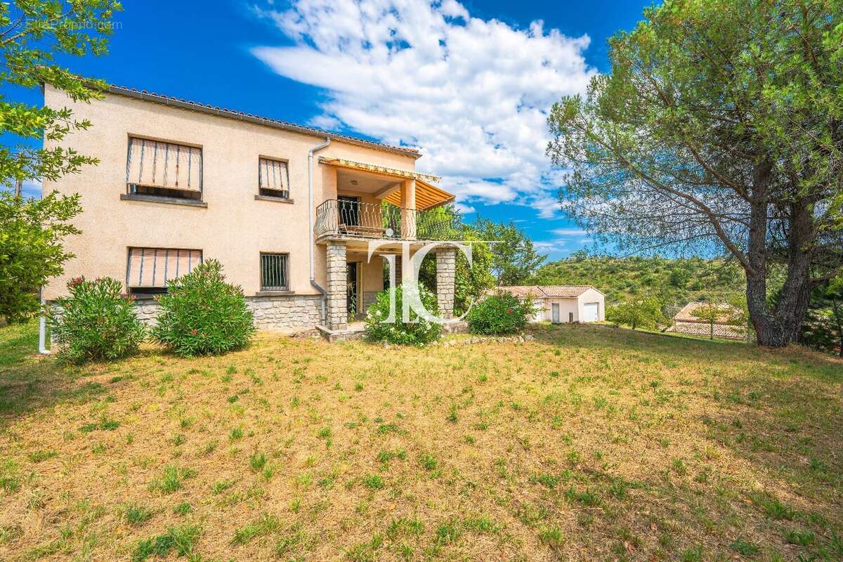 Maison à SAINT-PAUL-LE-JEUNE