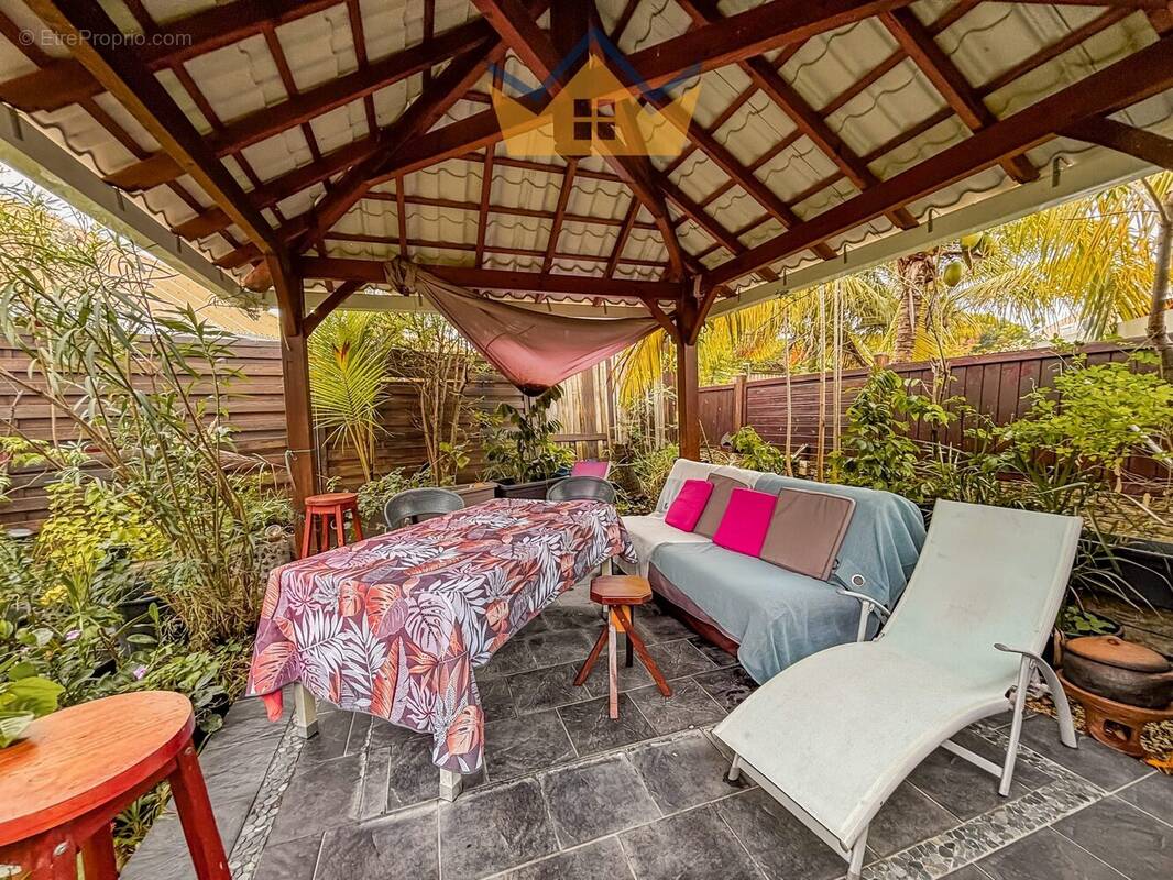 Maison à SAINTE-ANNE