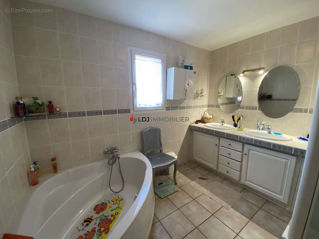 Maison à VILLELONGUE-DE-LA-SALANQUE