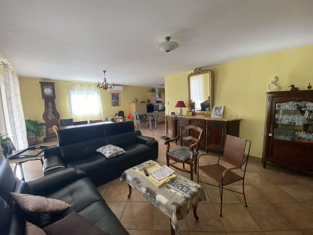 Maison à VILLELONGUE-DE-LA-SALANQUE