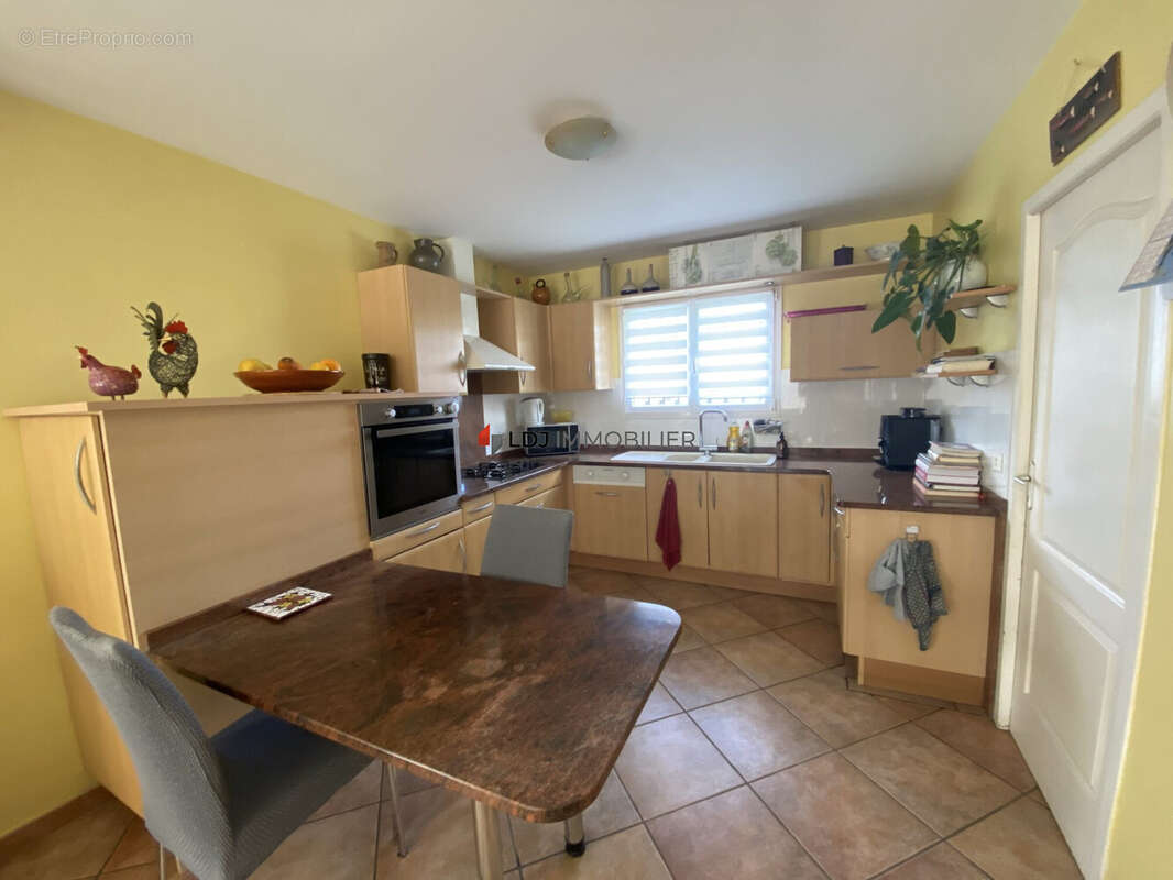 Maison à VILLELONGUE-DE-LA-SALANQUE