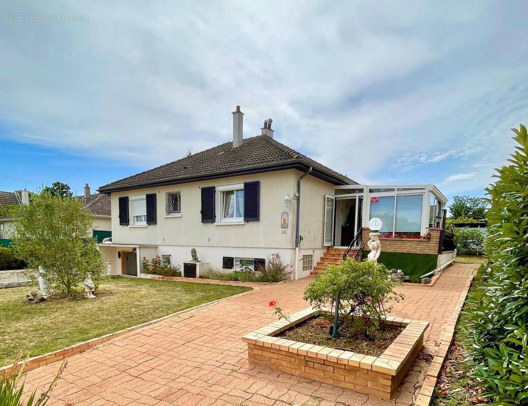 Photo 1 - Maison à LES AIX-D&#039;ANGILLON