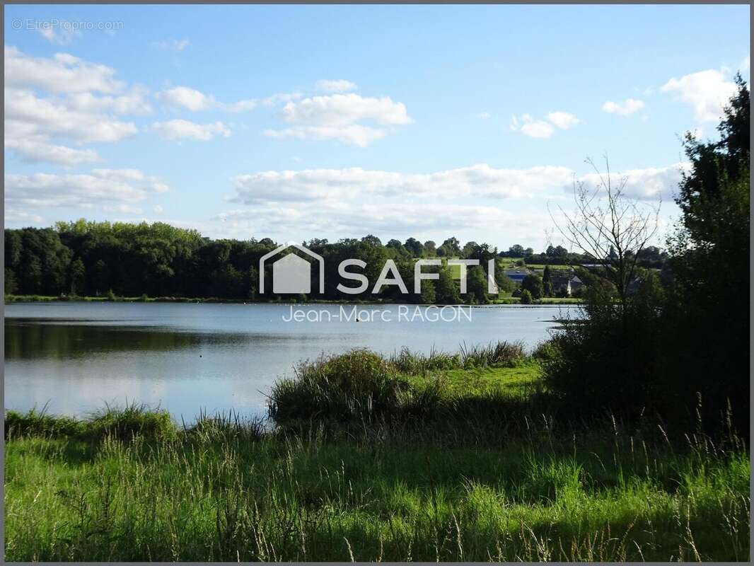 Photo 6 - Terrain à MONTREUIL-SOUS-PEROUSE