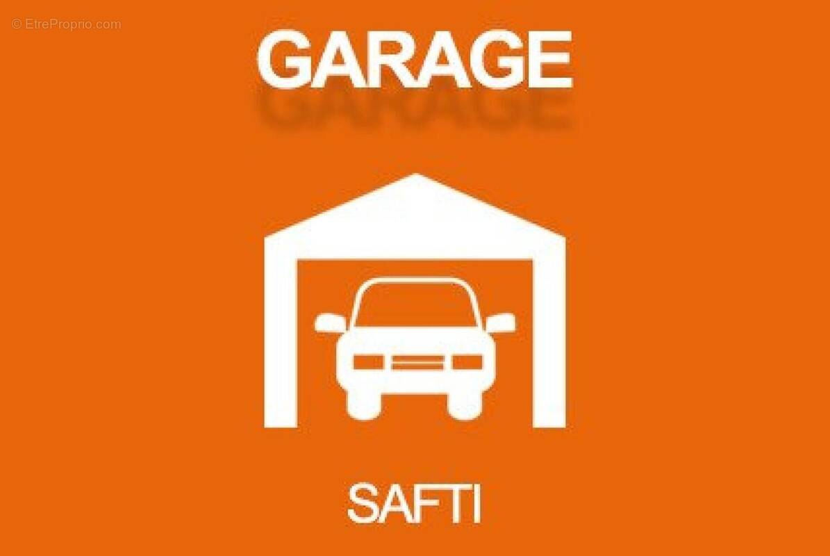 Photo 1 - Parking à MERIGNAC