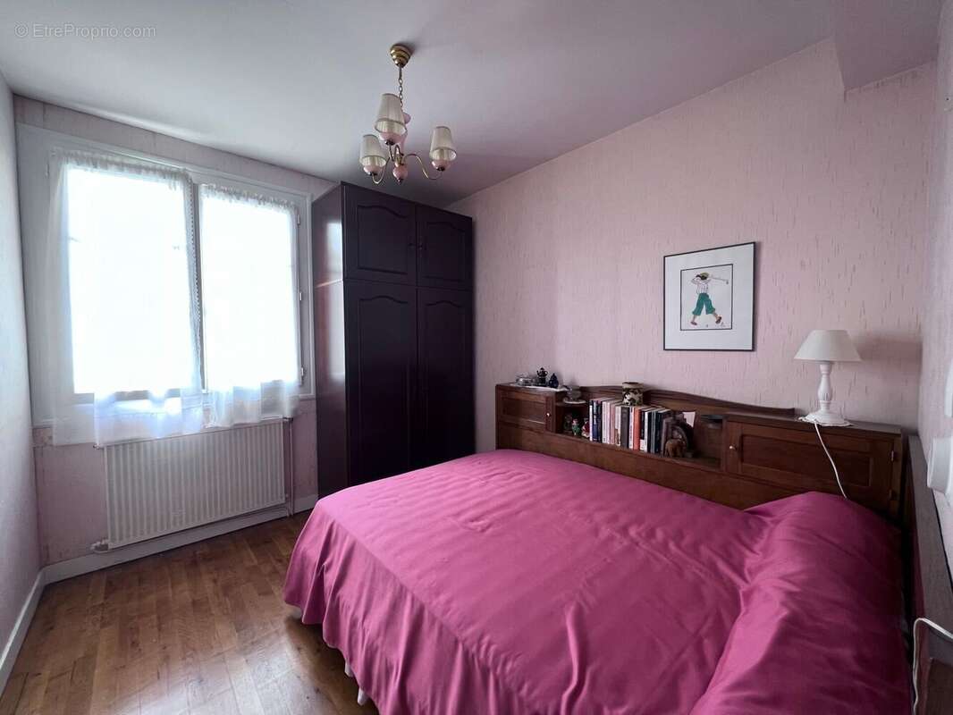 Photo 9 - Maison à LES ORMES