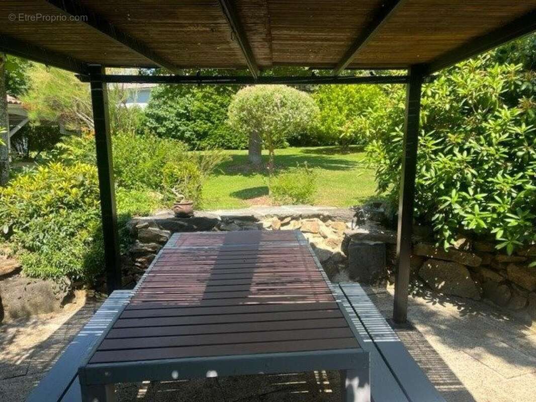 Photo 6 - Maison à SAINT-GENES-CHAMPANELLE