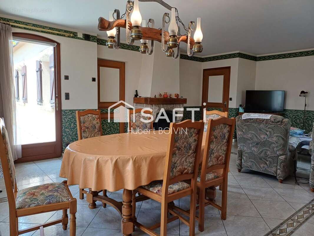 Photo 4 - Maison à SAINT-HILAIRE-DU-HARCOUET