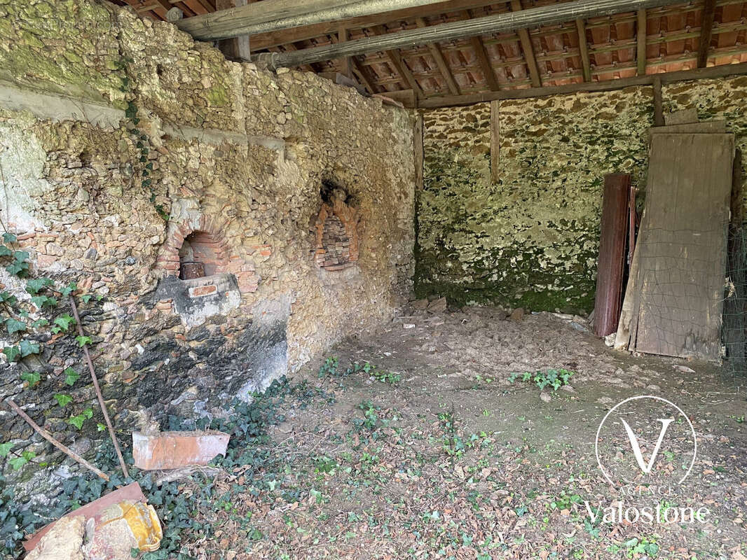 Maison à PUJO-LE-PLAN