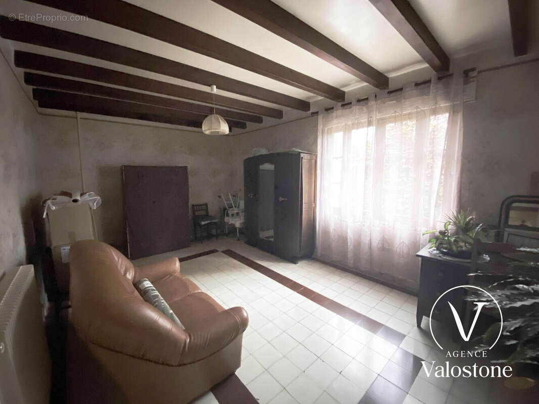 Maison à PUJO-LE-PLAN