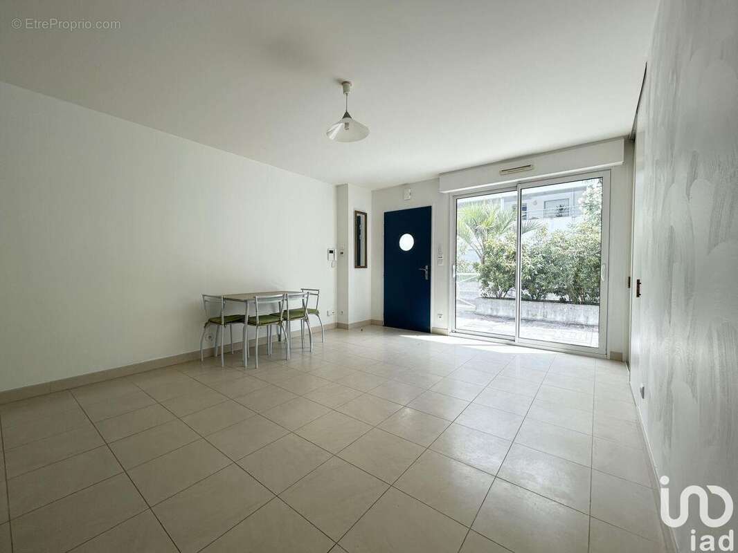 Photo 5 - Appartement à LA ROCHELLE