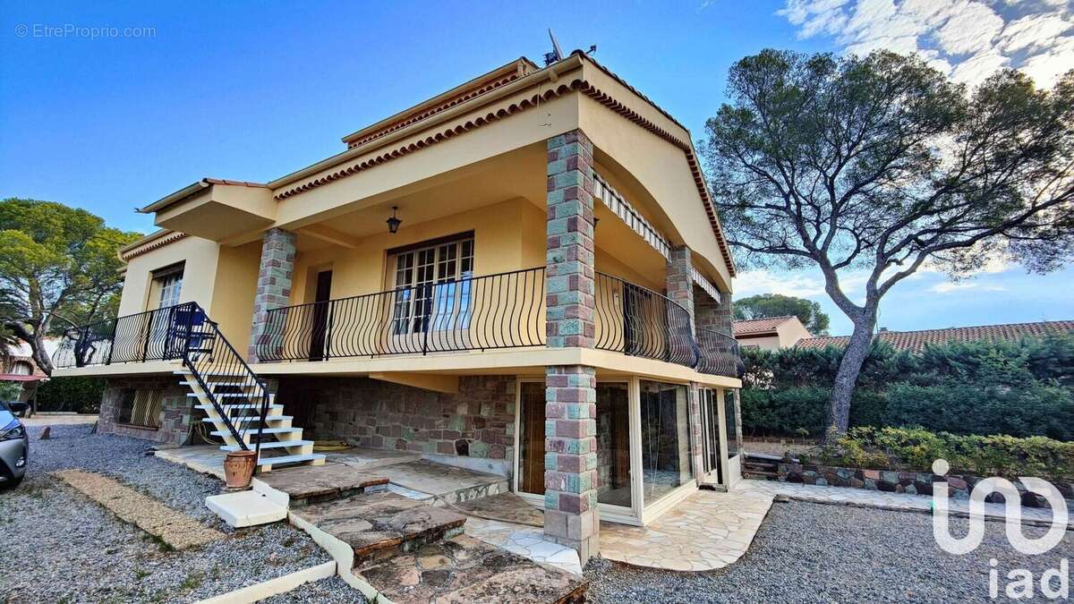 Photo 3 - Maison à SAINT-RAPHAEL