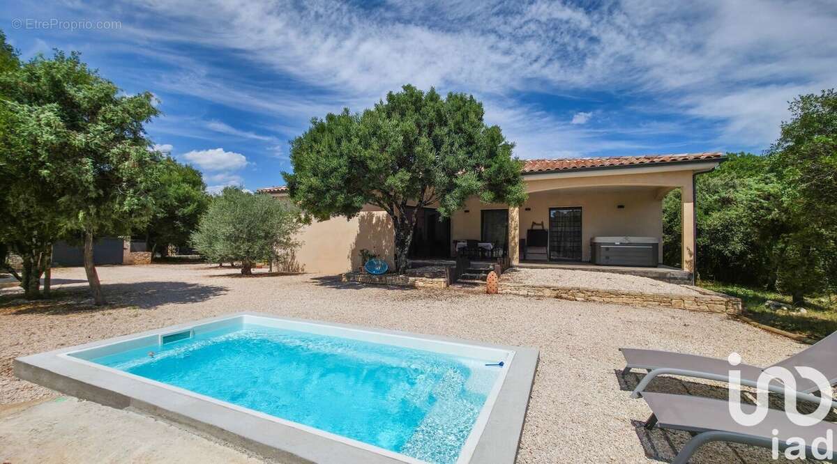 Photo 2 - Maison à MEJANNES-LE-CLAP