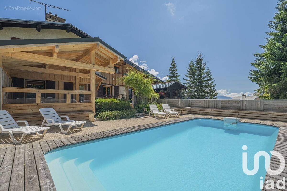 Photo 1 - Maison à LES DESERTS