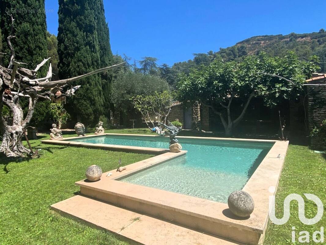 Photo 1 - Maison à L'ISLE-SUR-LA-SORGUE