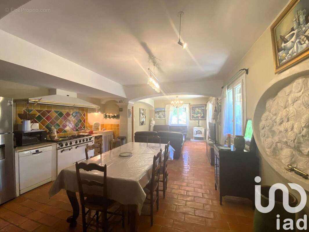 Photo 6 - Maison à L'ISLE-SUR-LA-SORGUE