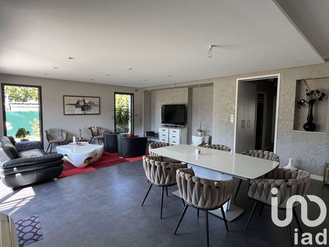 Photo 3 - Maison à CHAVAGNE