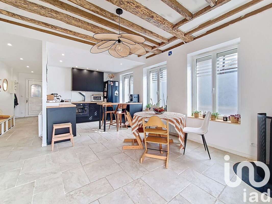 Photo 3 - Maison à LIMOURS