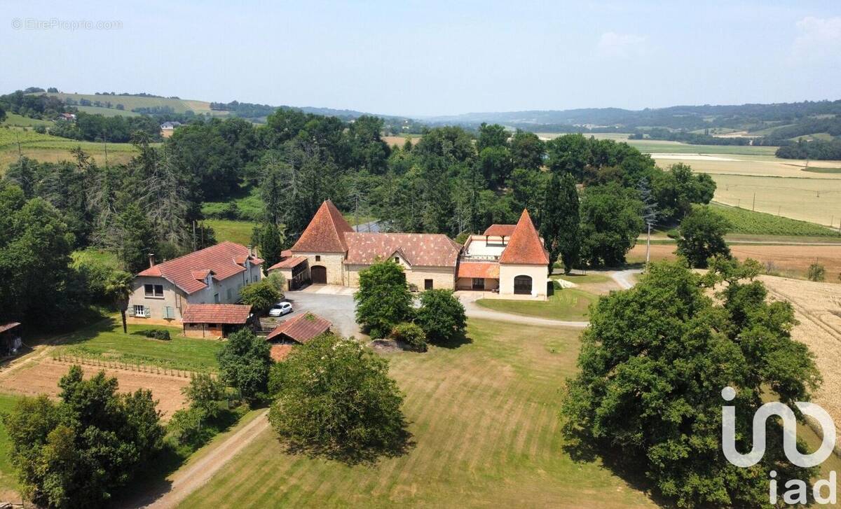 Photo 1 - Maison à AURIONS-IDERNES