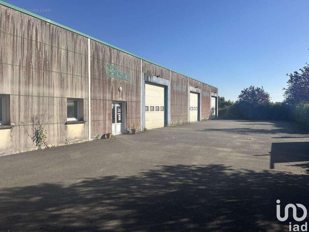 Photo 3 - Commerce à LUCENAY-LES-AIX