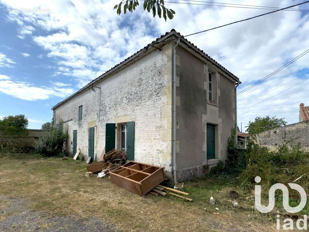 Photo 3 - Maison à FONTENAY-LE-COMTE