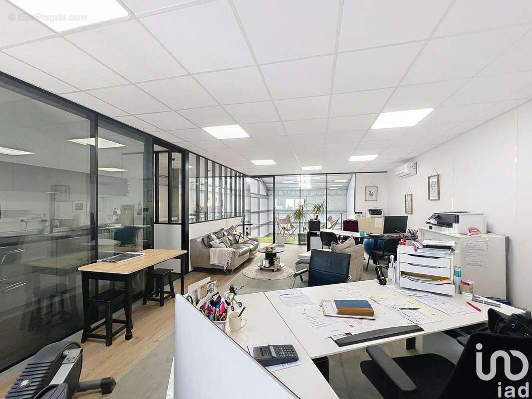 Photo 3 - Commerce à BRIE-COMTE-ROBERT