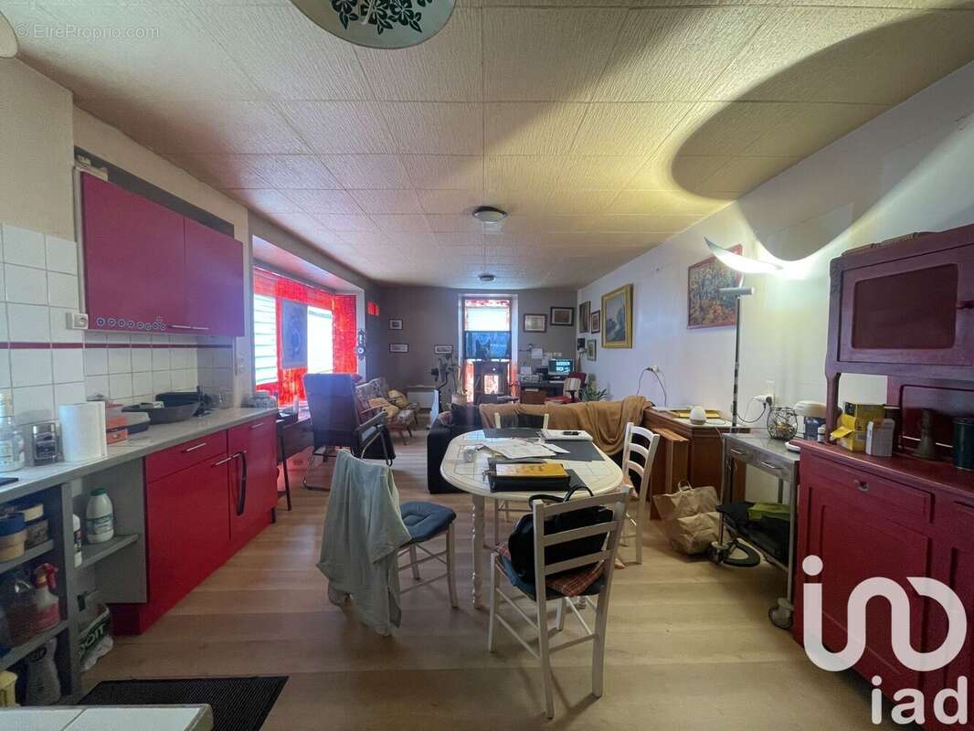 Photo 3 - Maison à BUSSIERE-POITEVINE