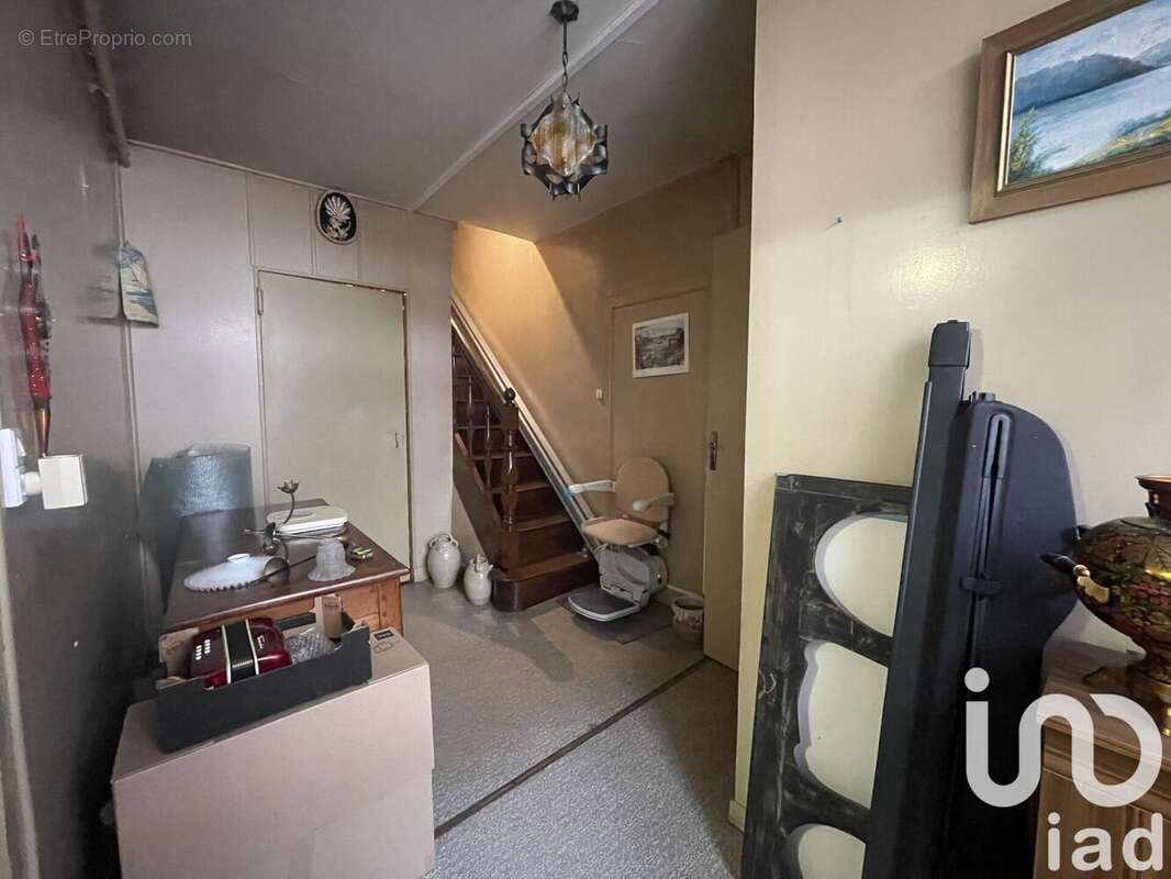 Photo 8 - Maison à BUSSIERE-POITEVINE